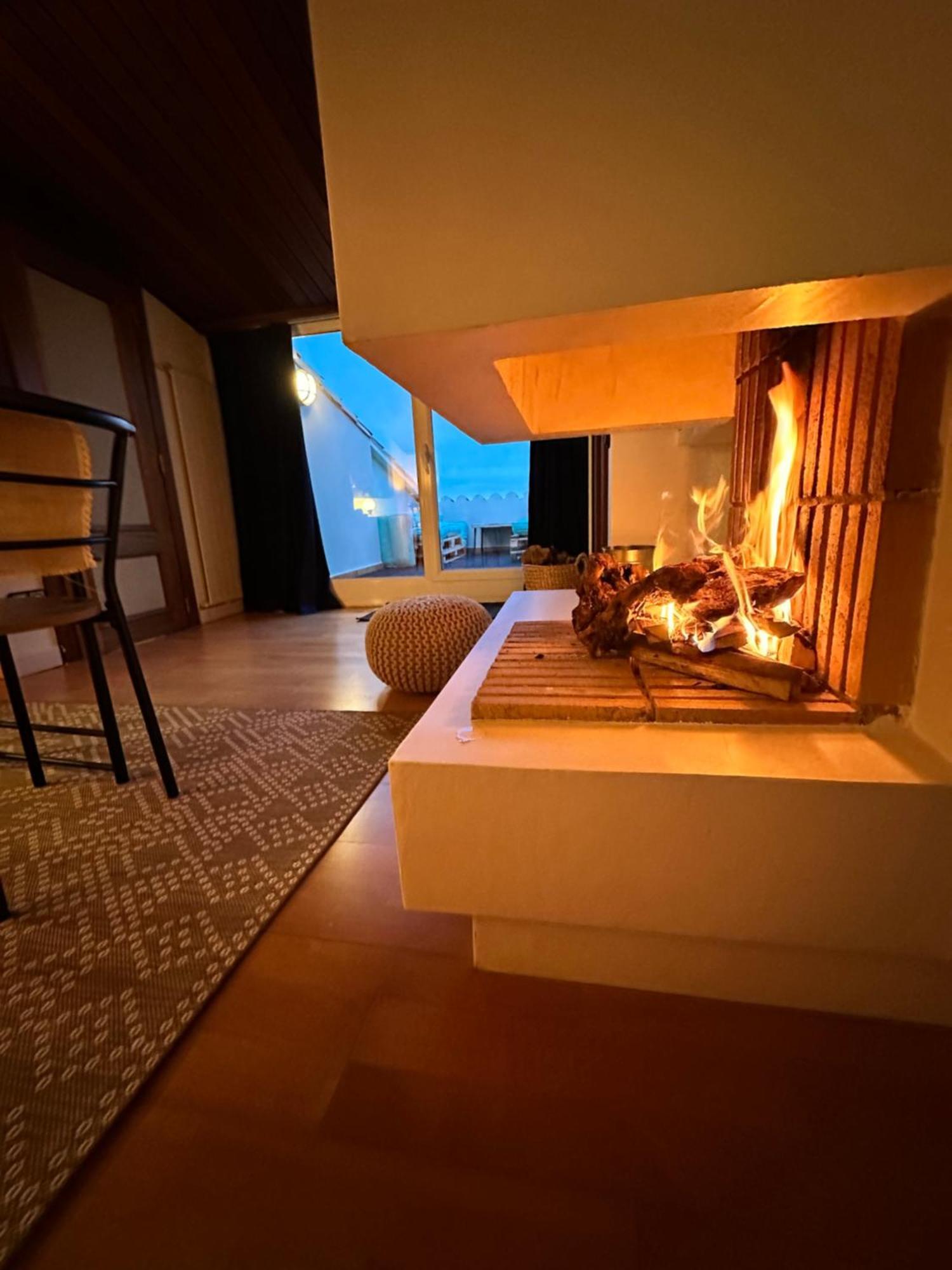 L' Escala Solo Atico Guest Suites מראה חיצוני תמונה